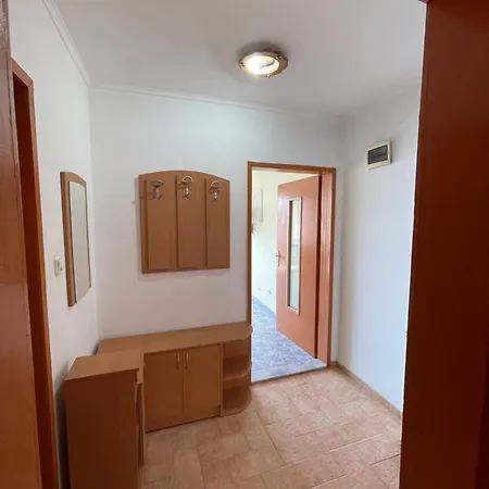 Comfortable In Апартаменти Светий Влас